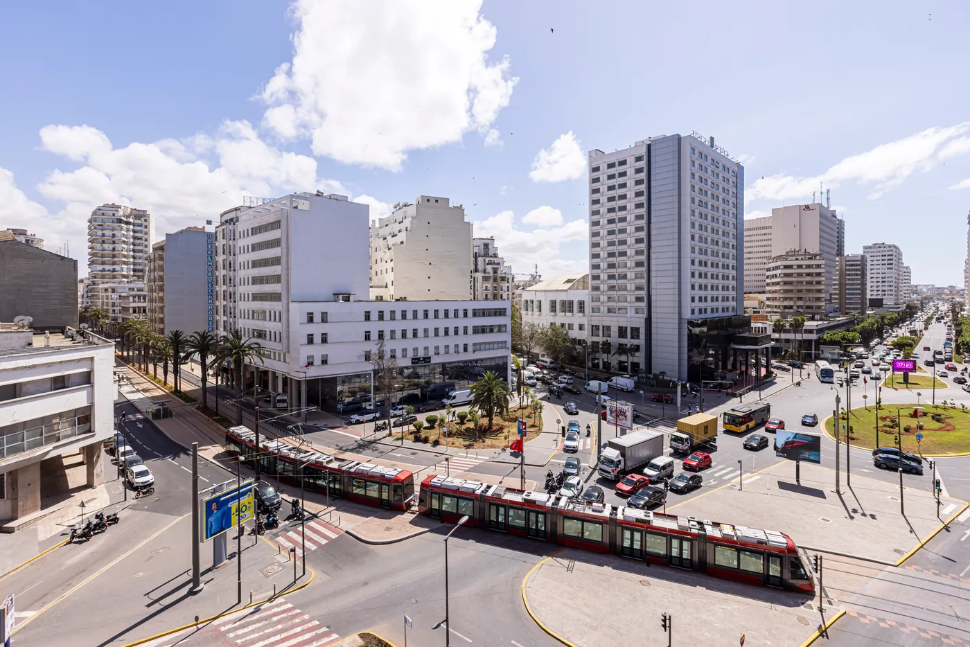 Casablanca TramWay_Place.Zellaqa_©Sifeddine.ElAmine