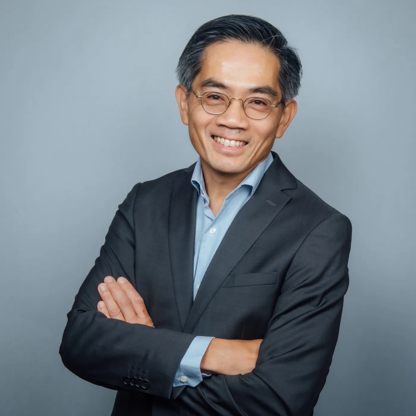 Dao Dam-Hieu Portrait.jpg