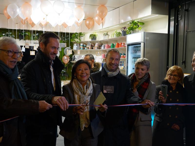 Inauguration - Kiosque des Champs - Open Tour Paris - Mayor of the 8th arrondissement